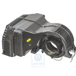 701 820 049 A : Boîtier de ventilation pour Volkswagen T4