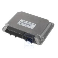 06A 906 019 CM : Unité de contrôle pour VW Golf Mk4, Bora